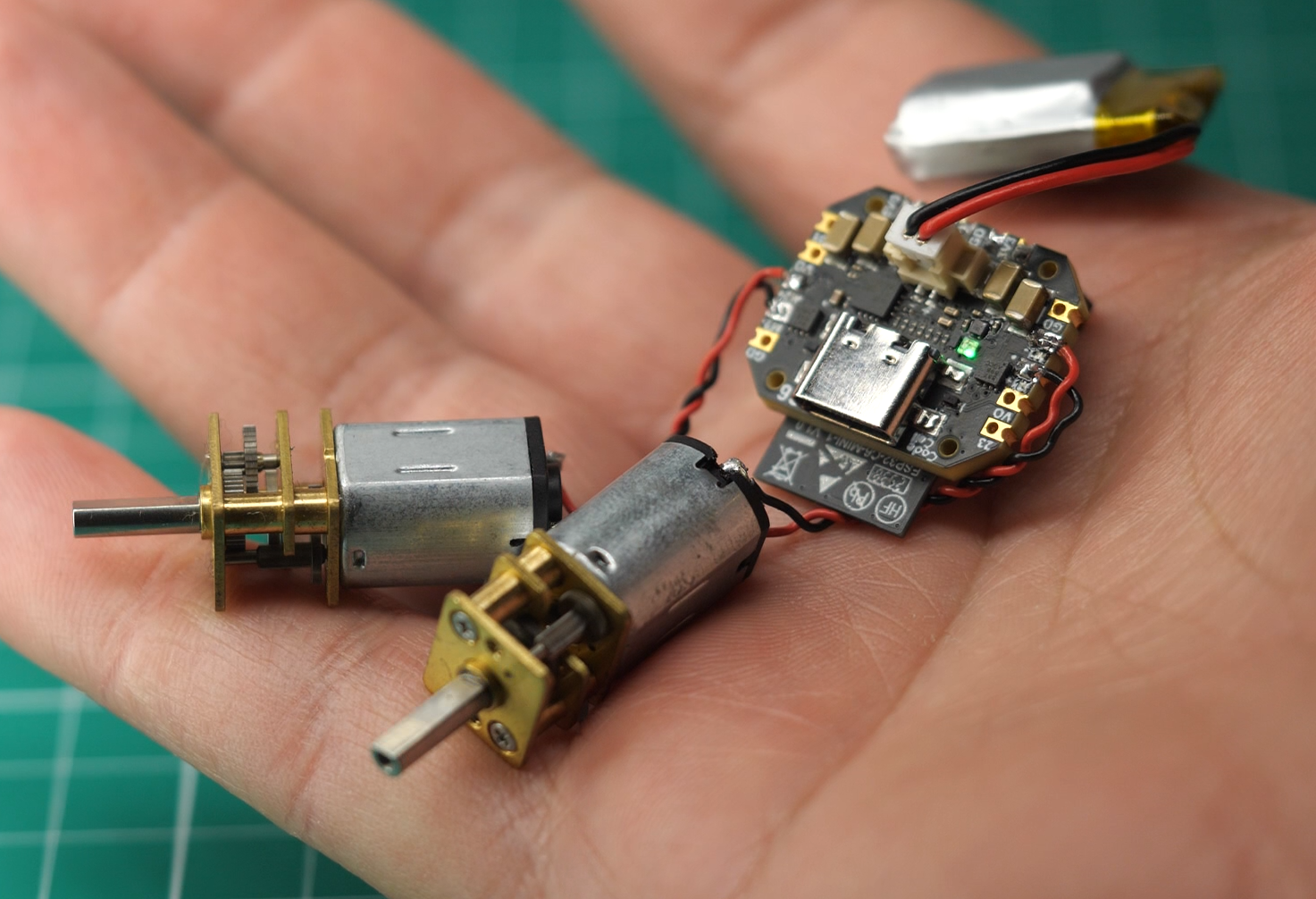 CodeCell C6 Drive - Microbots